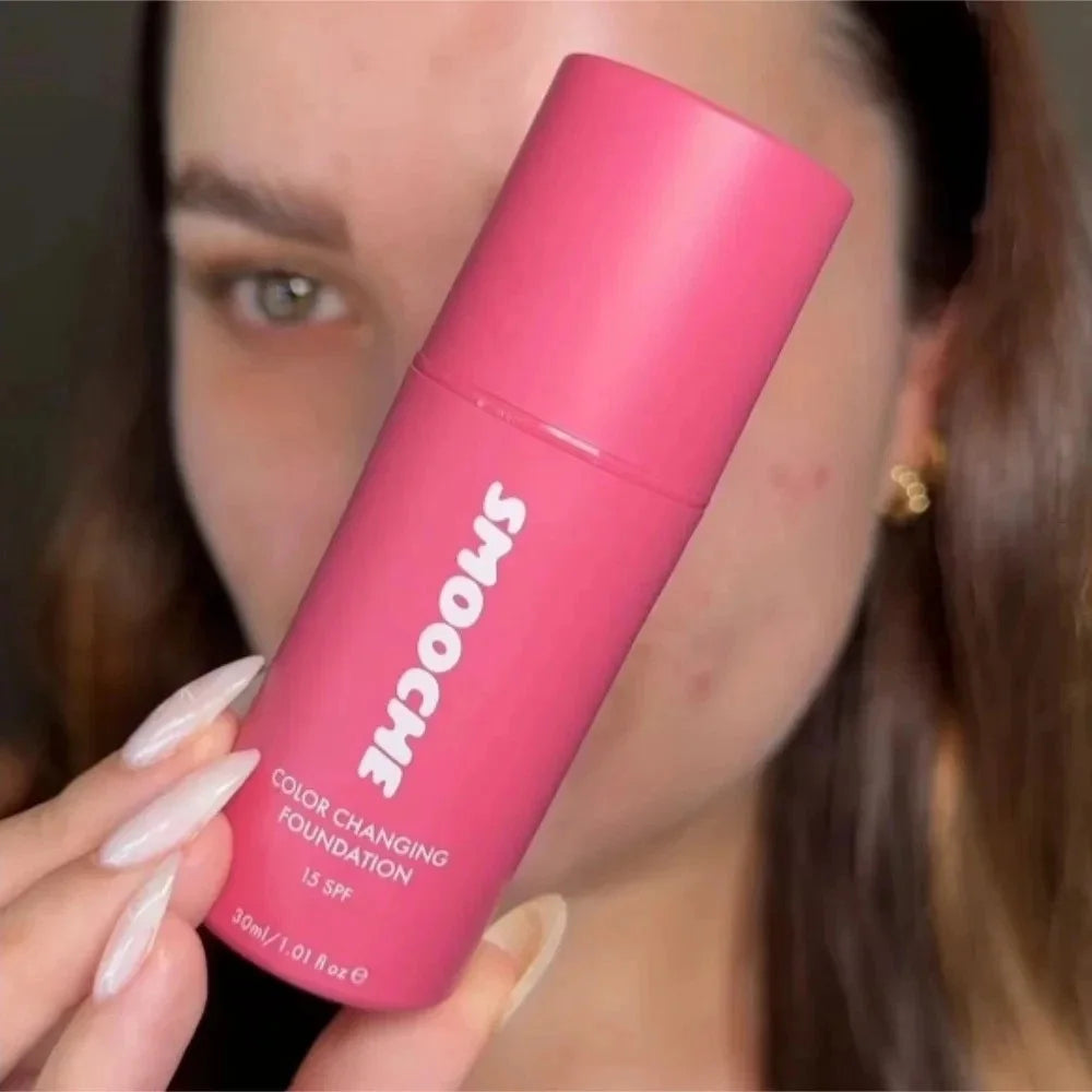 SMOOCHE 30ml Colour Changing Foundation – Self-Adjusting Flawless Natural Finish