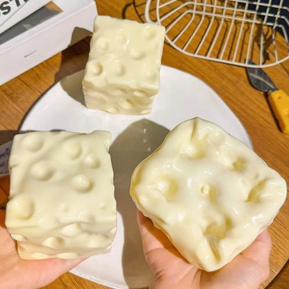 Cube de fromage mou Taba – Jouet sensoriel anti-stress à presser